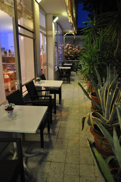Hotel Nancy 里米尼 外观 照片