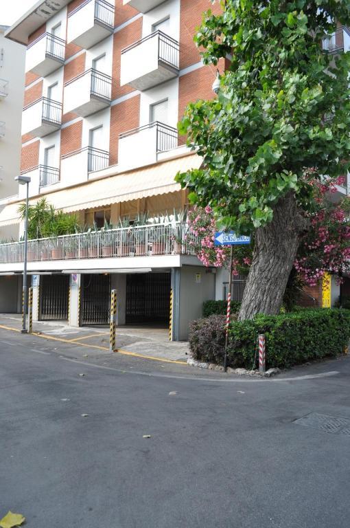 Hotel Nancy 里米尼 外观 照片